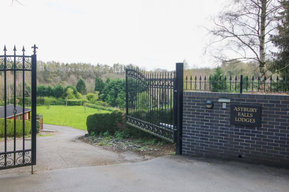 No. 14 Astbury Galles Luxury Retreat