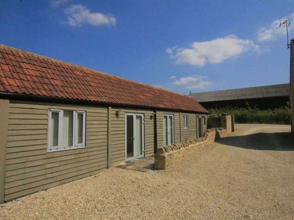 Albion Barn Burford, Oxfordshire Self Catering Holiday Lodges