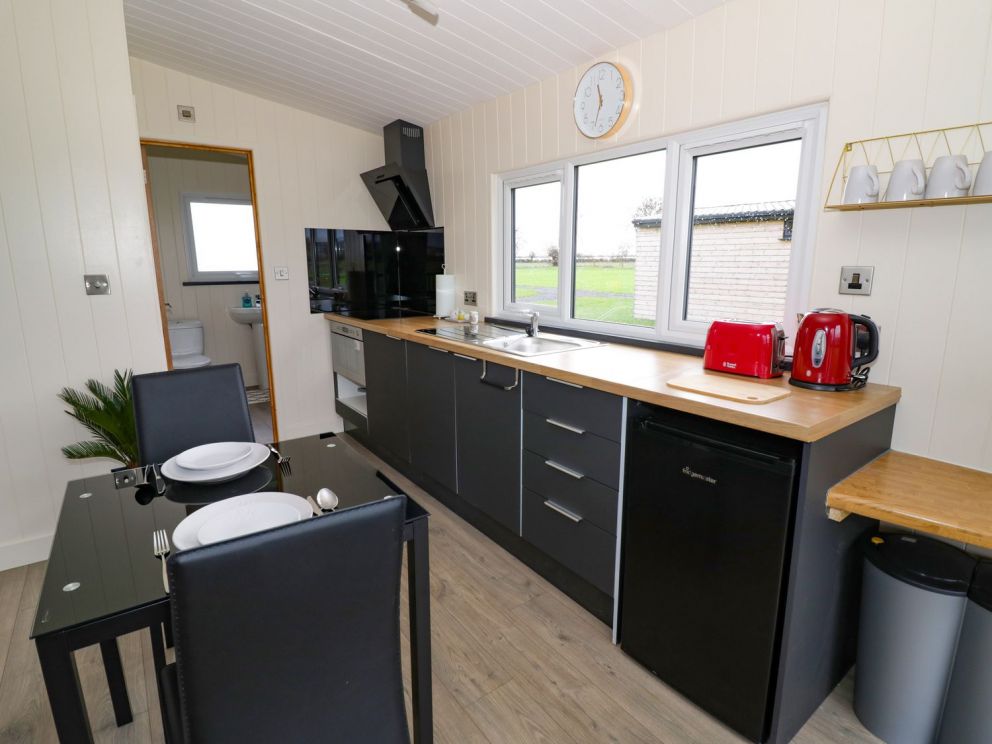 Branscombe Nurseries in Bretforton, Evesham - lodges for rent with hot tub for romantic breaks away