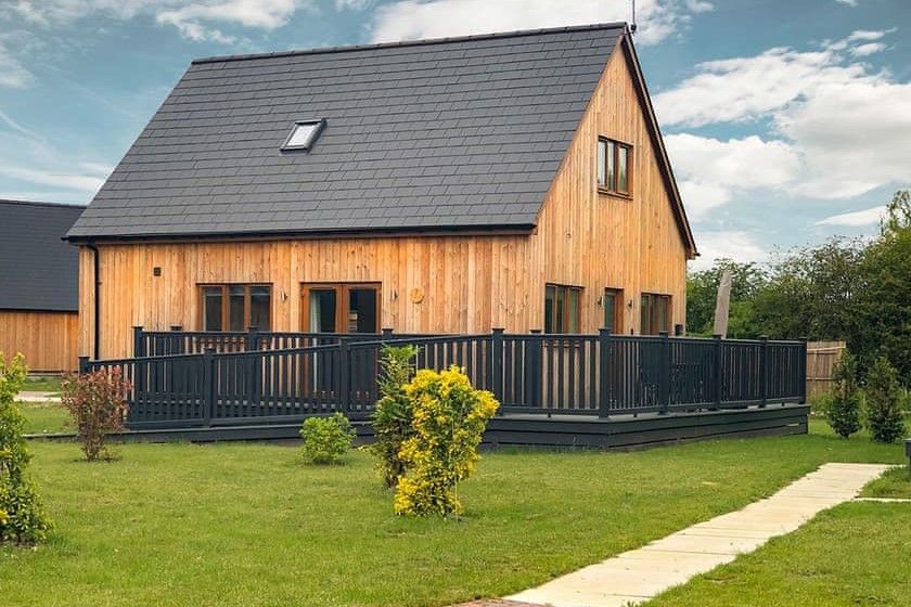 Brigg Marina Brigg, Lincolnshire Self Catering Holiday Lodges