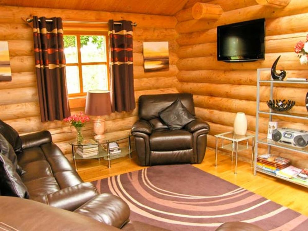 Cedar Log Cabin Shropshire