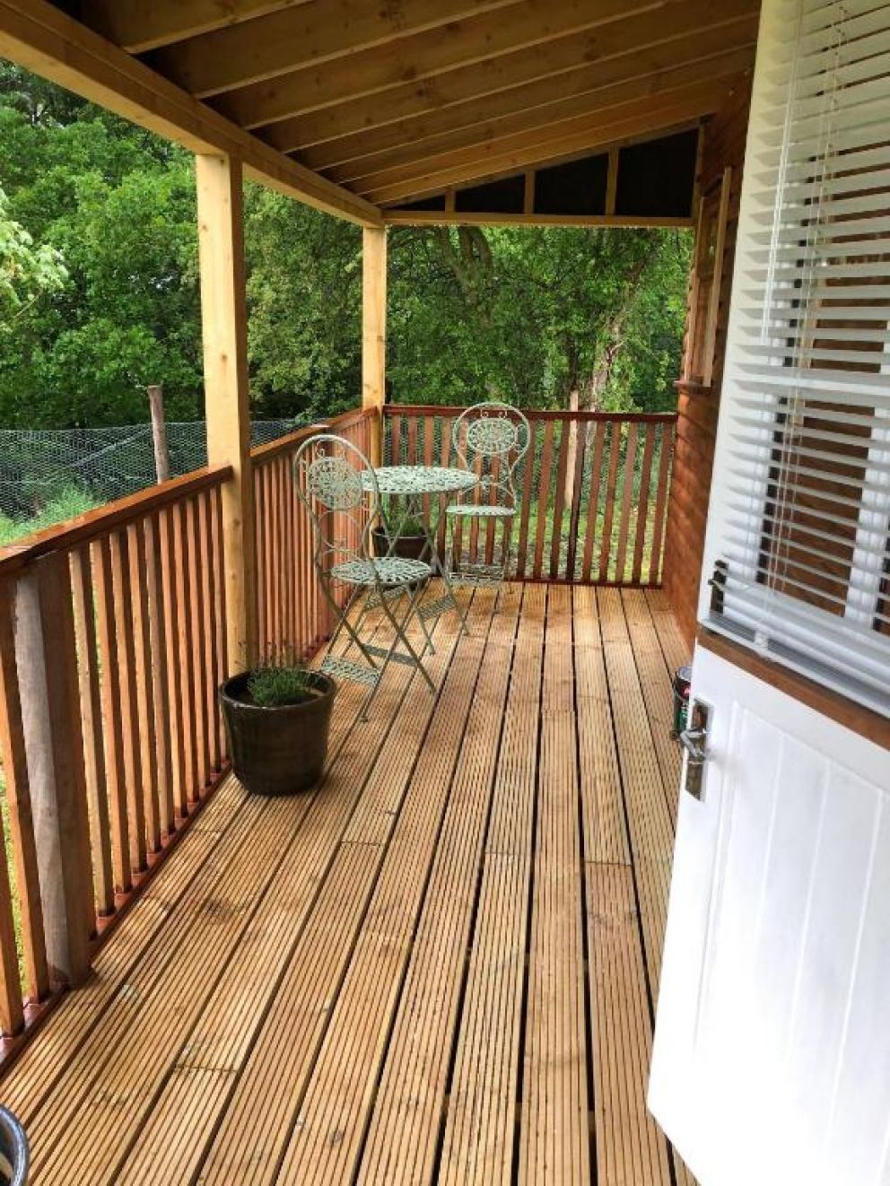 Cherry Tree Glamping, Stroud - for rent with hot tub