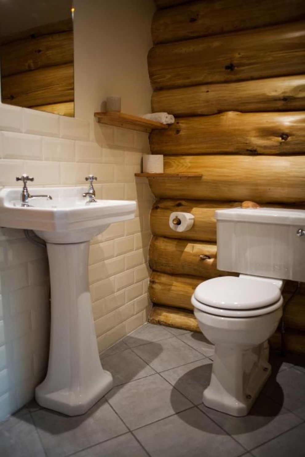 Coed y Marchog Woodland Retreat, Glasbury on Wye - for rent with woodburners