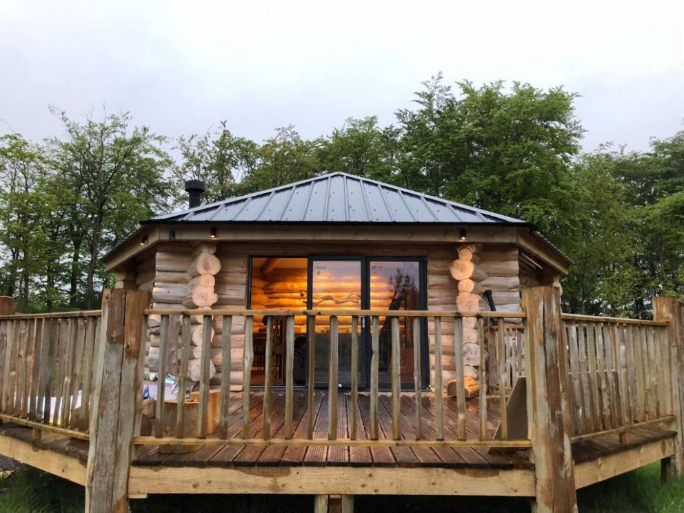 Coed y Marchog Woodland Retreat, Glasbury on Wye - for rent with woodburners