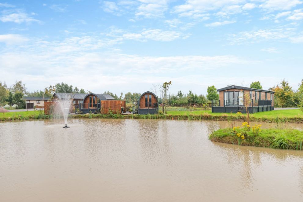Coole Acres Fishery & Leisure Park