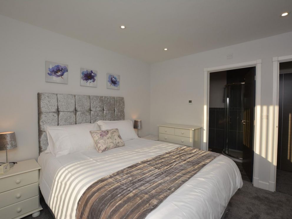 Crest Country Retreats in Oswestry - lodges for rent. A good nights sleep