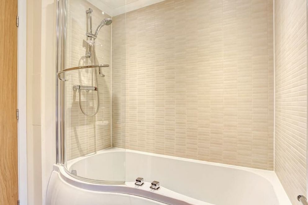 Ladera Retreat Lodges Cheshire