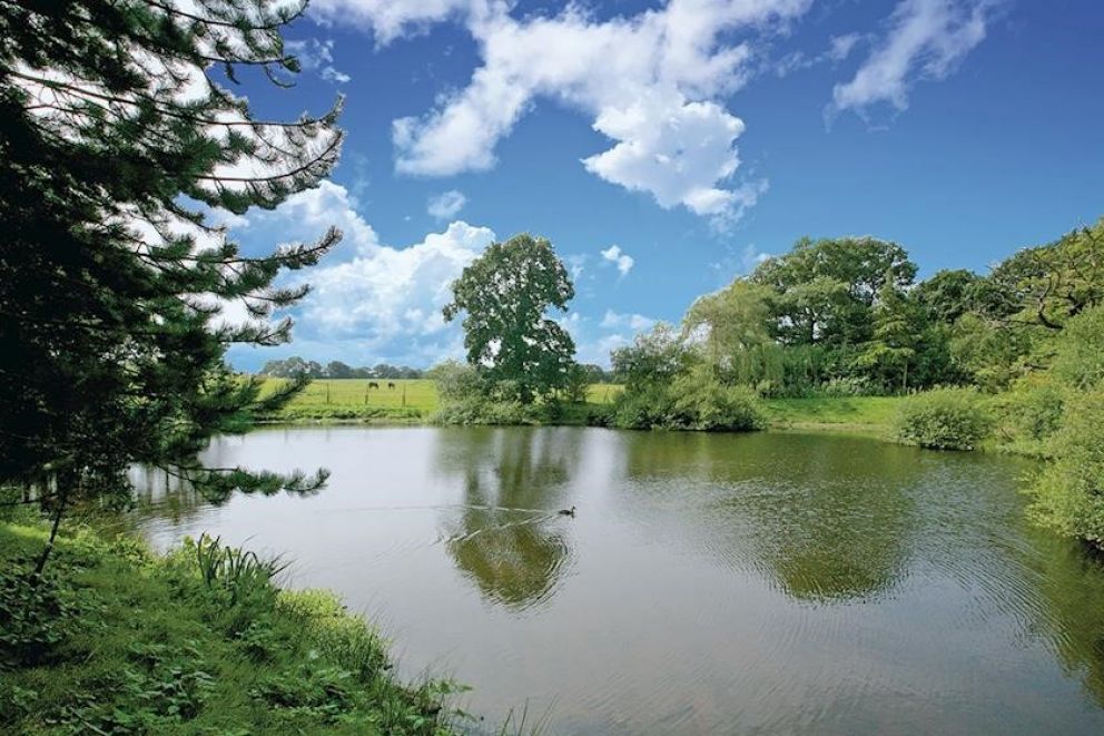 Ladera Retreat Lodges Cheshire