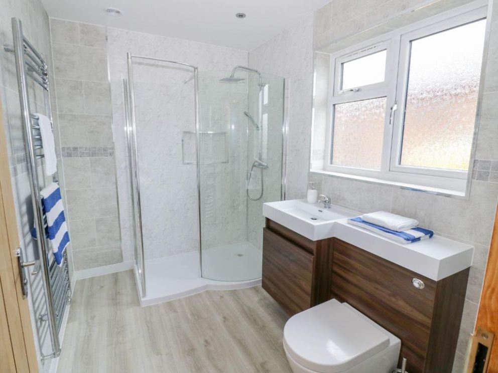 Makins Lodges in Nuneaton - for rent with hot tub