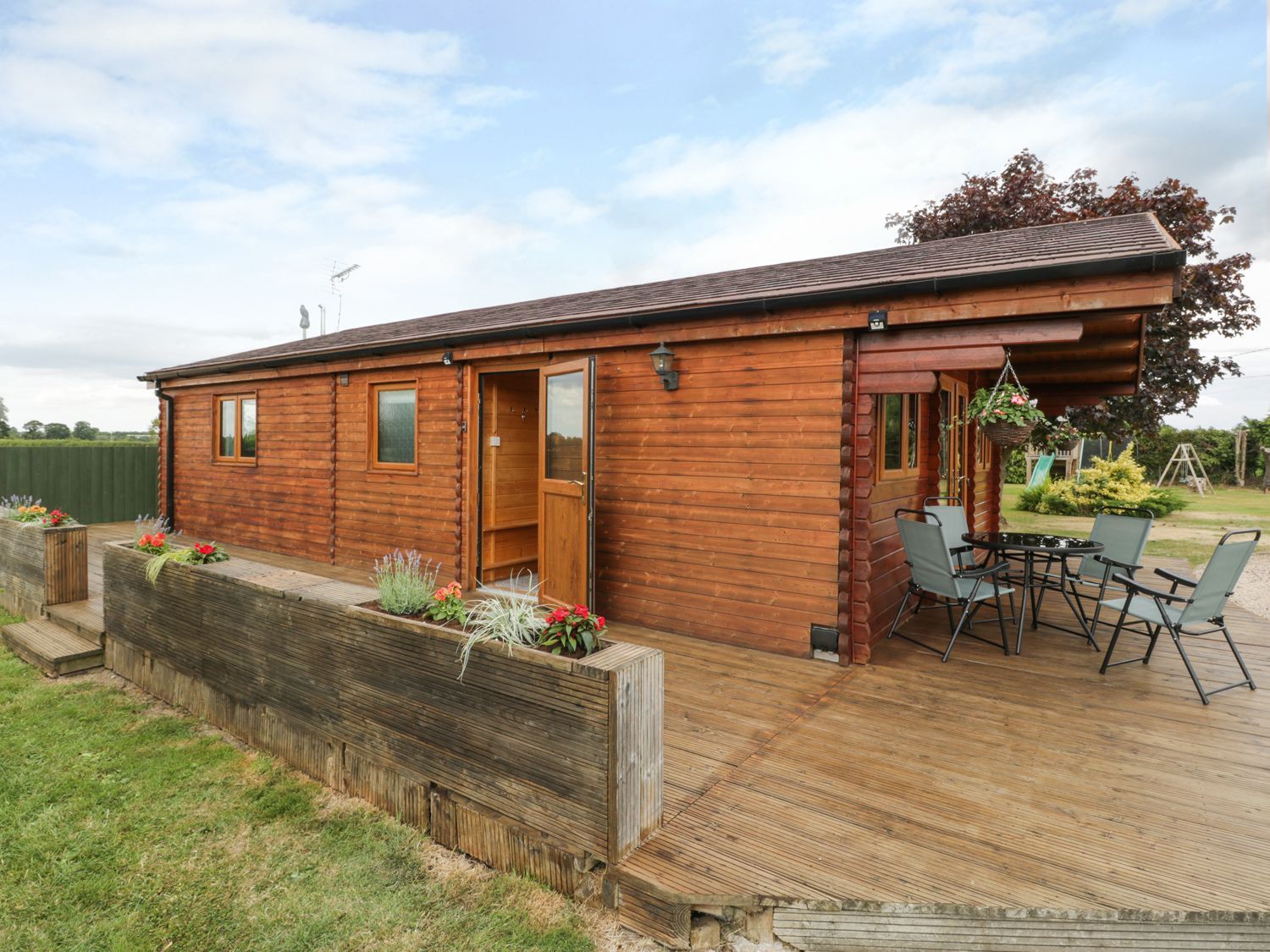 Mayfields Lodge Shrewsbury, Shropshire Self Catering Holiday Lodges