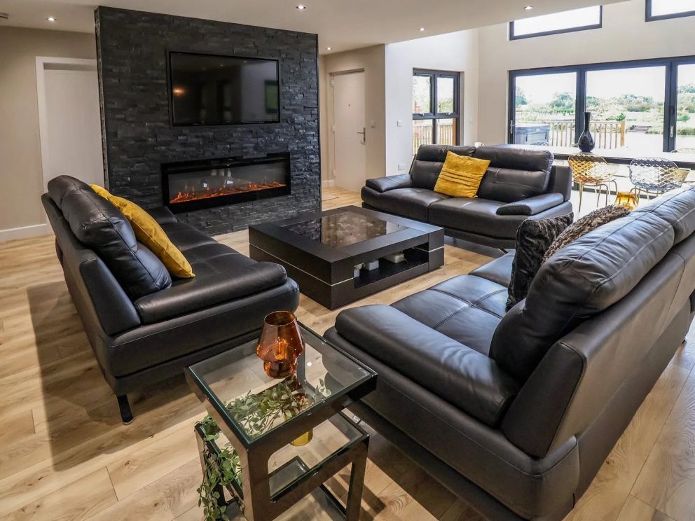 Micklemore Lakes and Lodges