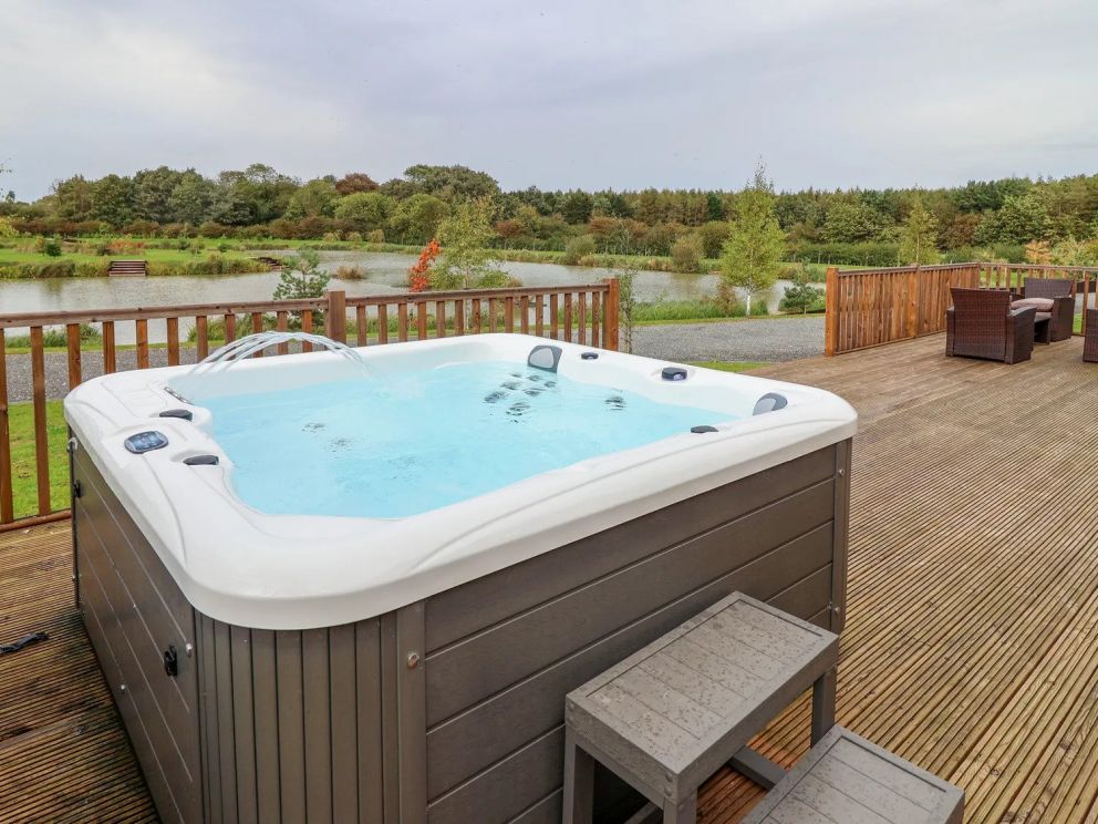 Micklemore Lakes and Lodges