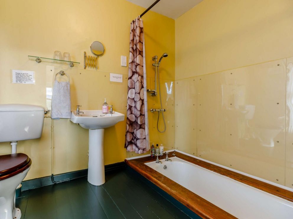 Lodge by the River Wye