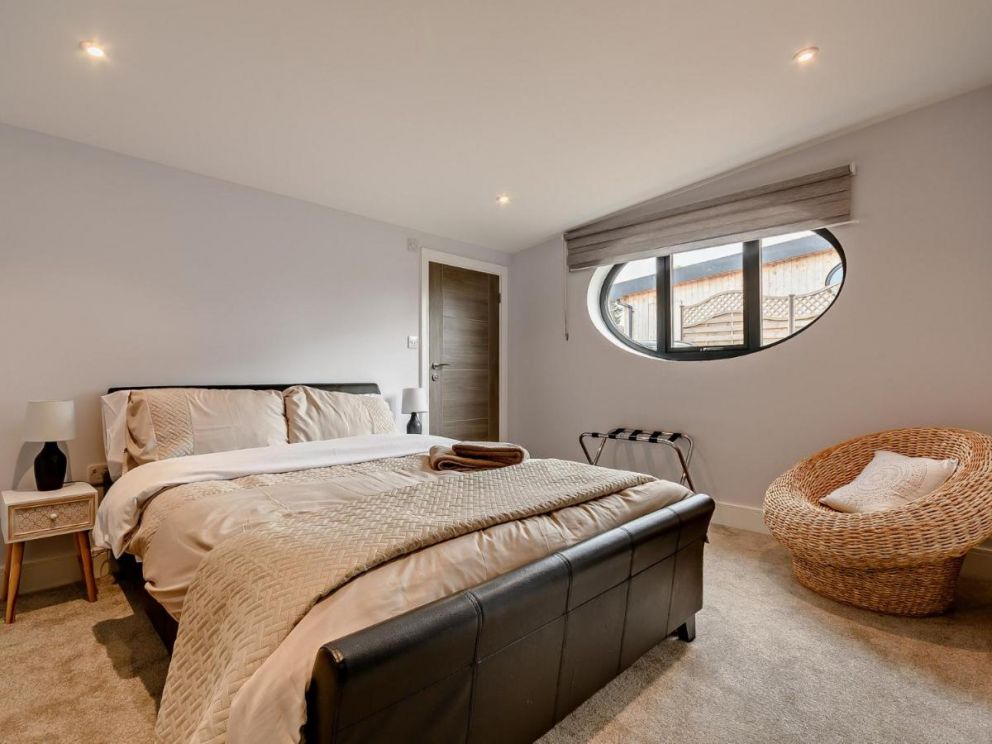 Rivers Edge Eco Lodge Worcestershire