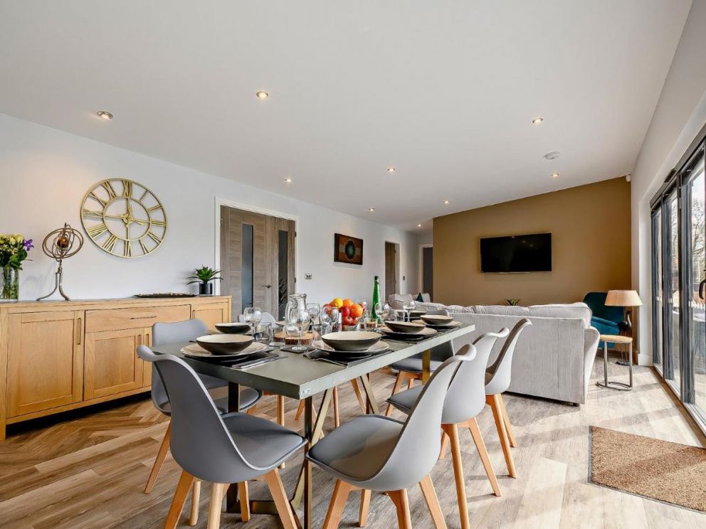 Rivers Edge Eco Lodge Worcestershire