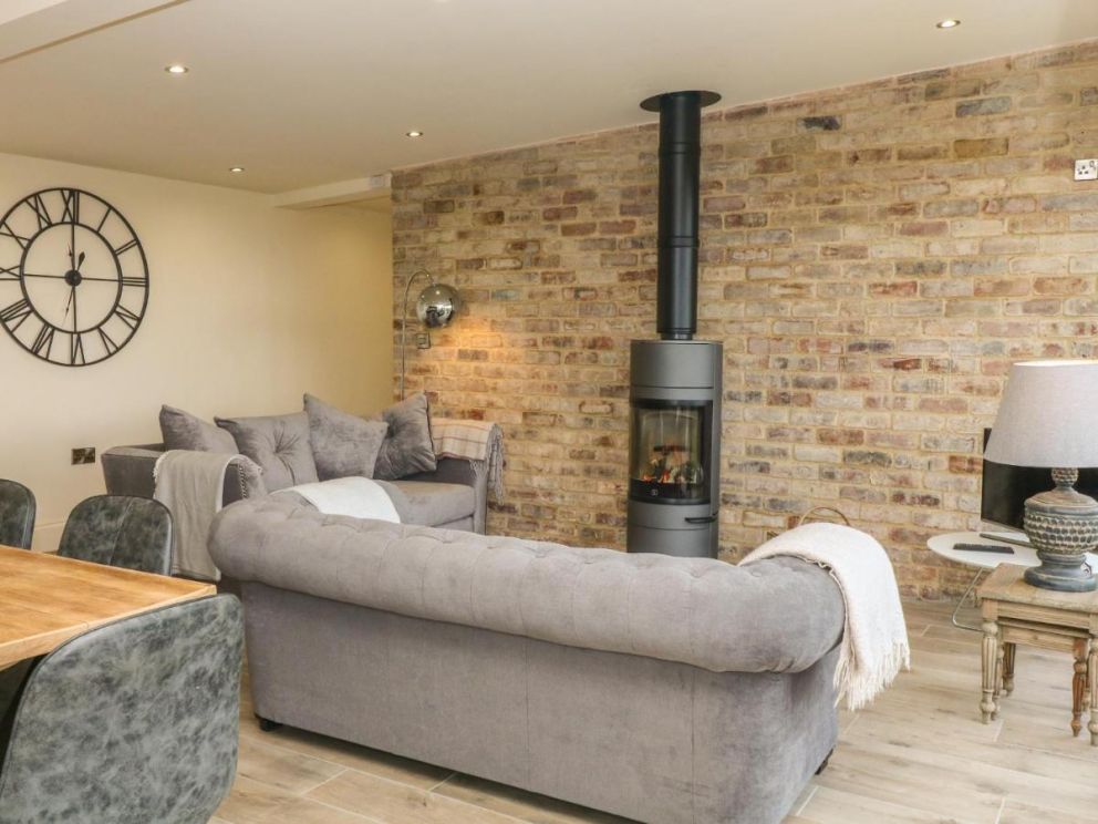 Saddlers wheelchair accessible lodge Staffordshire