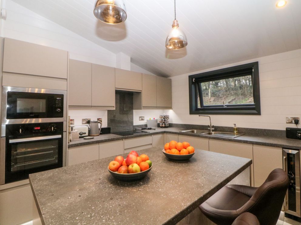 Stables Lodge in Chesterfield - pet friendly for rent