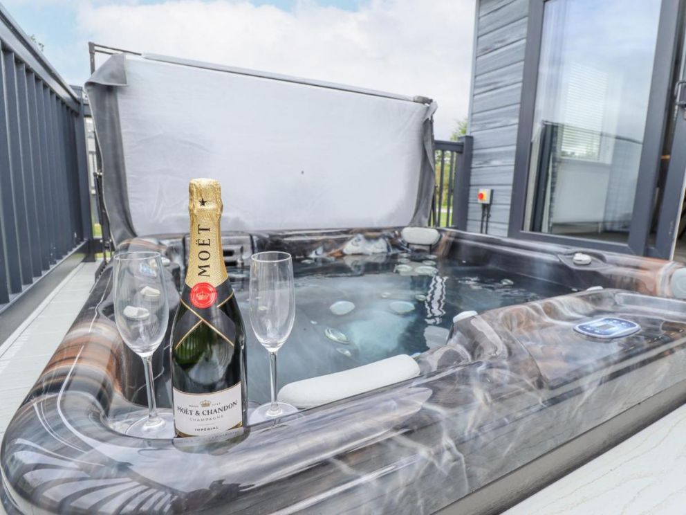 Sunset Lodge, Woodhall Spa