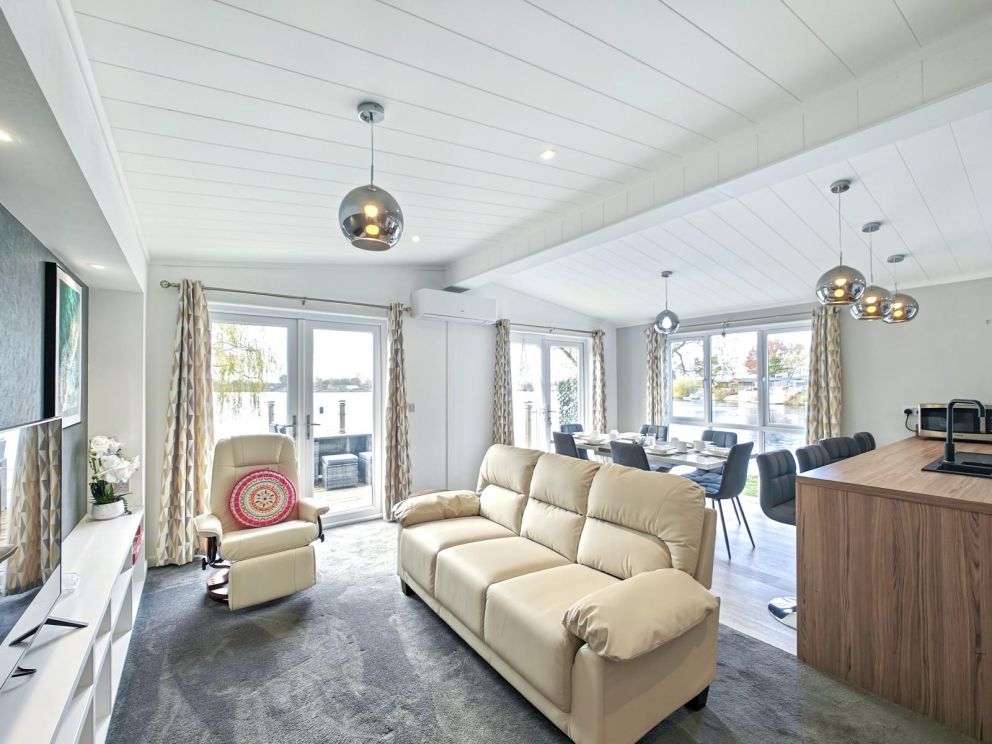 Sunshine Lakeside Lodge at Tallington Lakes, Lincolnshire