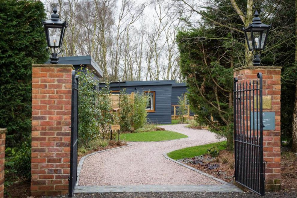 The Botanical, Luxury Glamping Lodge Cheshire