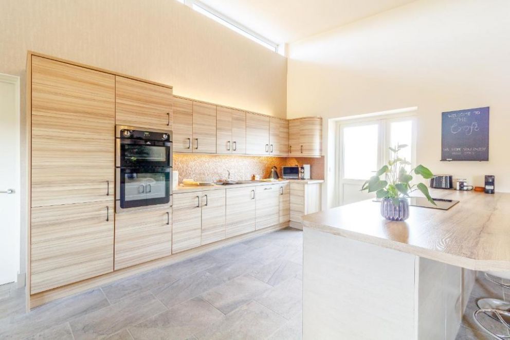 The Croft, Leigh Sinton, Worcestershire - pet friendly, holiday lodge with hot tub, wood burning stove and bike store