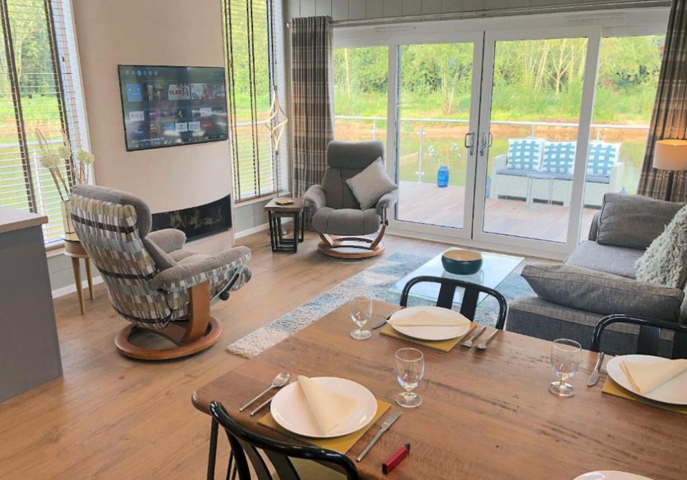 The Floating Home at Upton