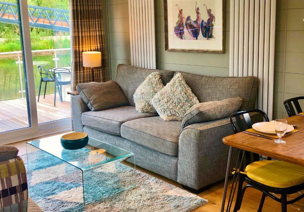 The Floating Home at Upton