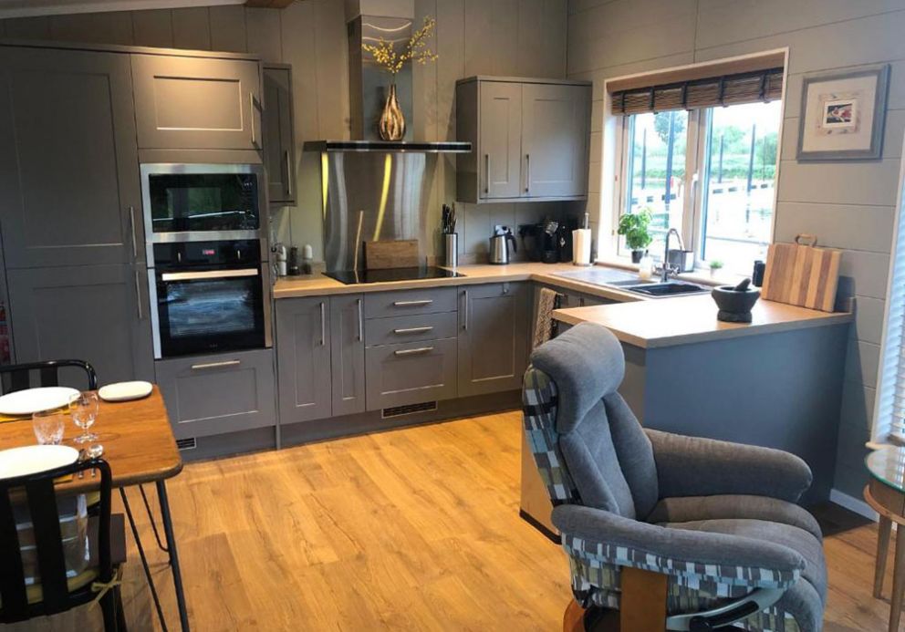 The Floating Home at Upton