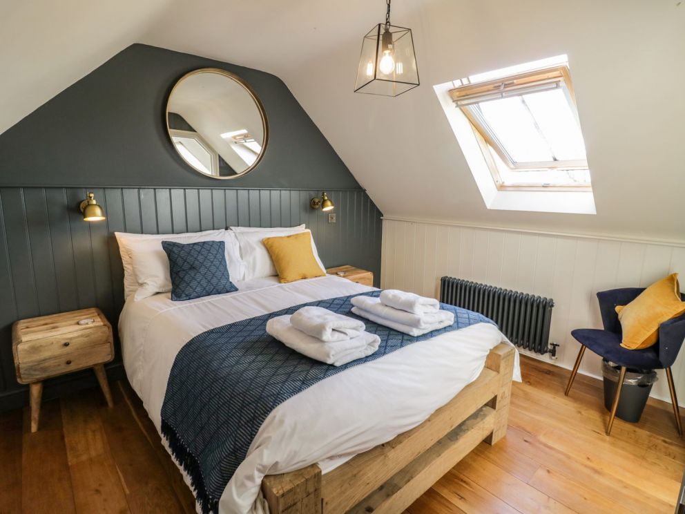 The Hyde, Warwickshire - for rent with wood burner and hot tub