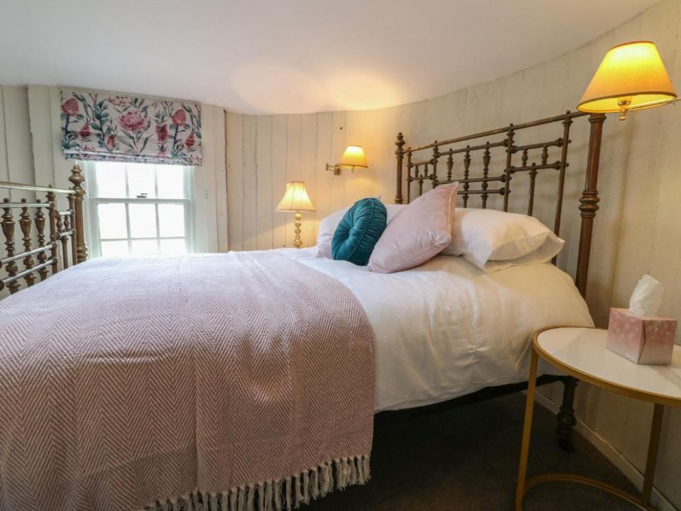 The Lazy Squire by The Water Staffordshire