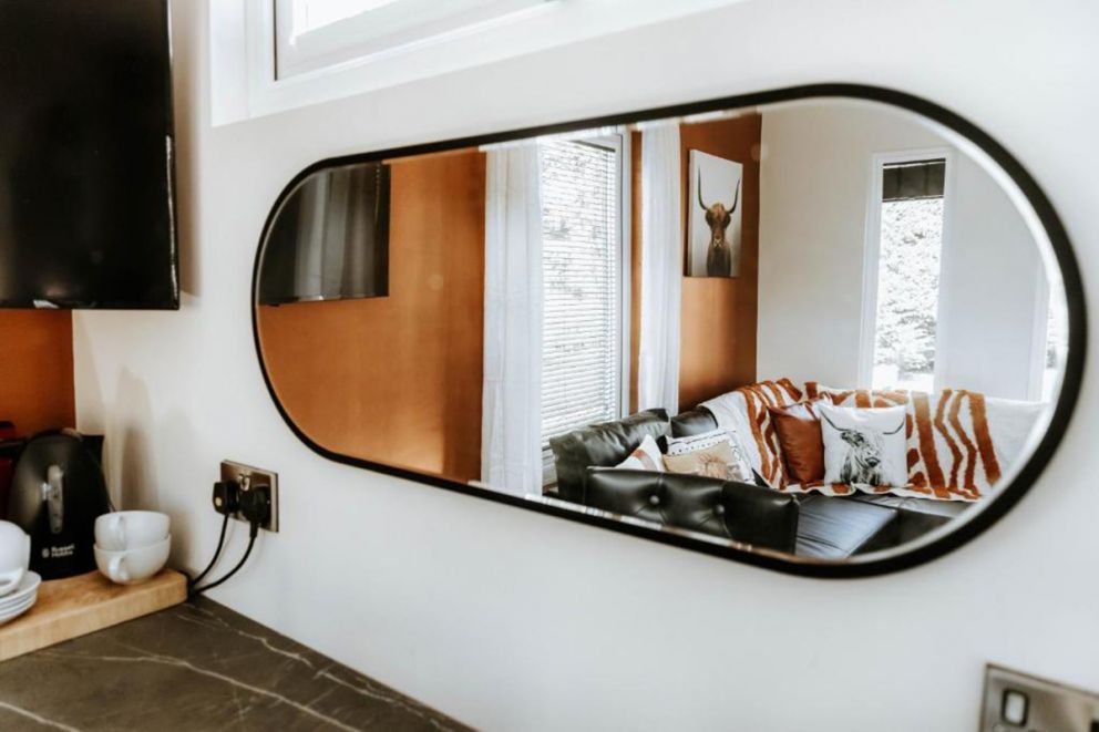 The Long Horn - Luxury Glamping Lodge Cheshire