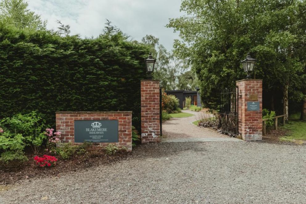 The Long Horn - Luxury Glamping Lodge Cheshire