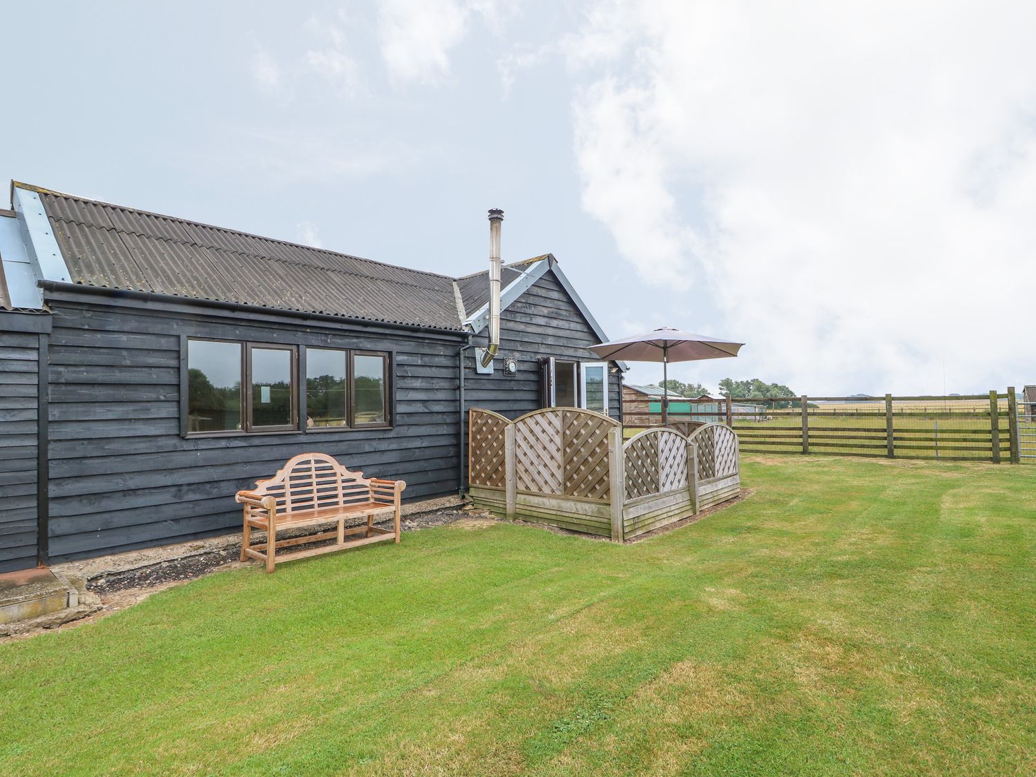 The Nook Louth Louth, Lincolnshire Self Catering Holiday Lodges