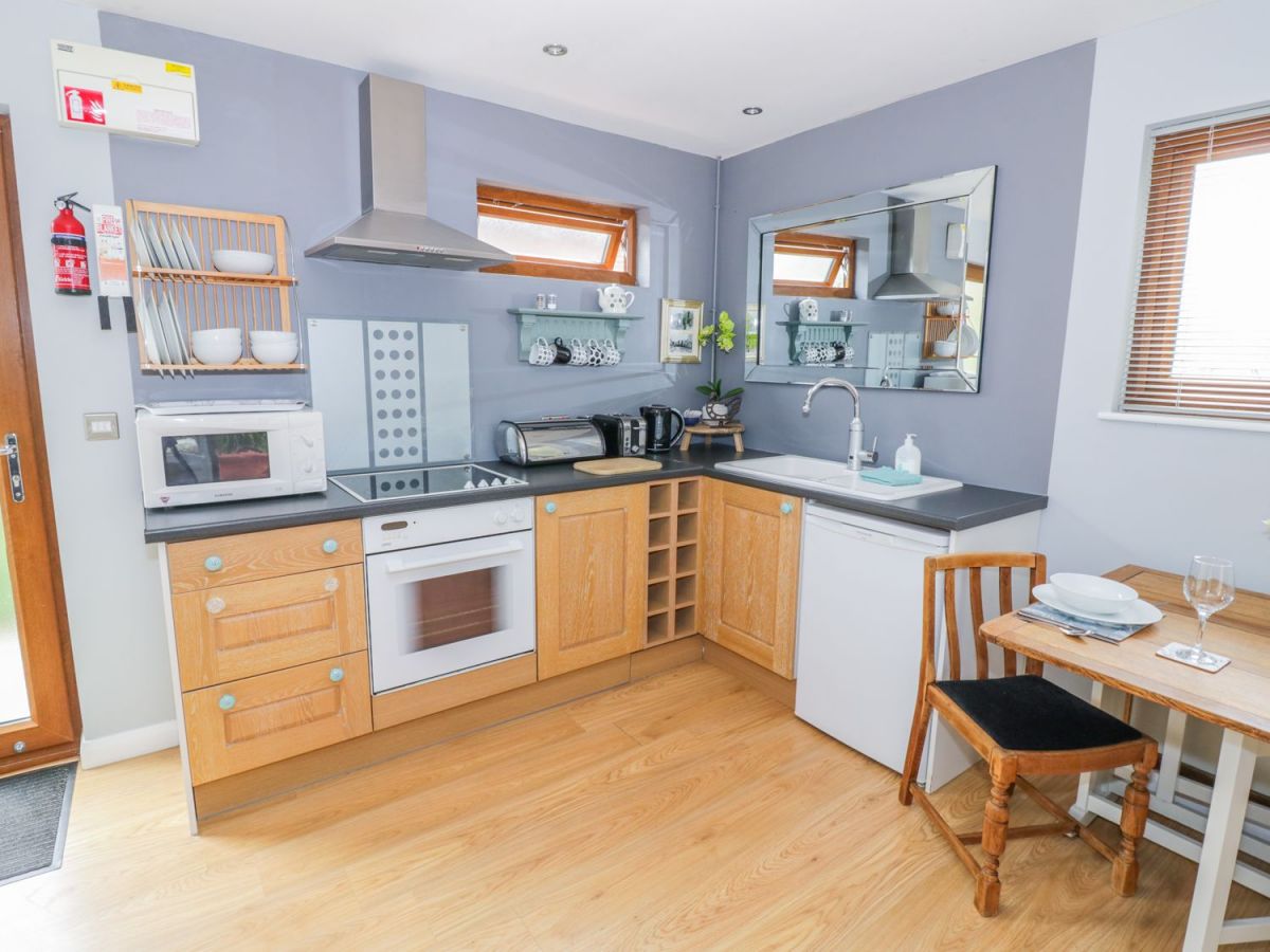 Wellinghill Lodge Cheltenham, Gloucestershire Self Catering Holiday