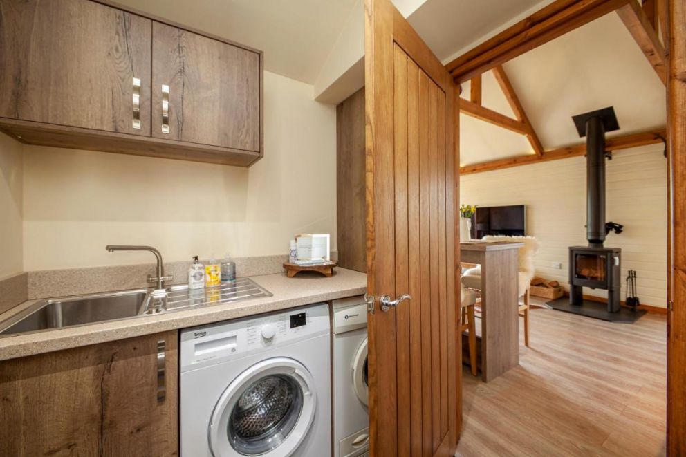 Wits End Log Cabin, Warwick, Warwickshire - pet friendly log cabin, with woodburning stove and wifi