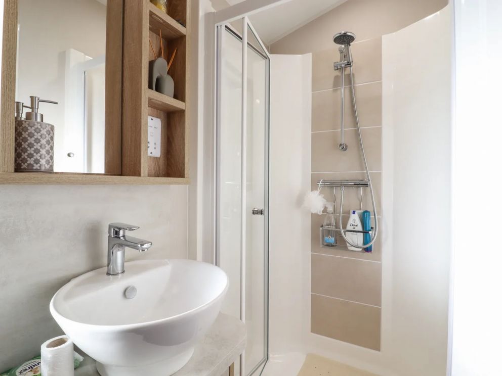 12 Meadow View, Carlton, Saxmundham, Suffolk - pet friendly, holiday lodge on Carlton Meres Holiday Park with indoor & outdoor swimming pools, adventure playground, restaurant, bar and clubhouse, close to the beach