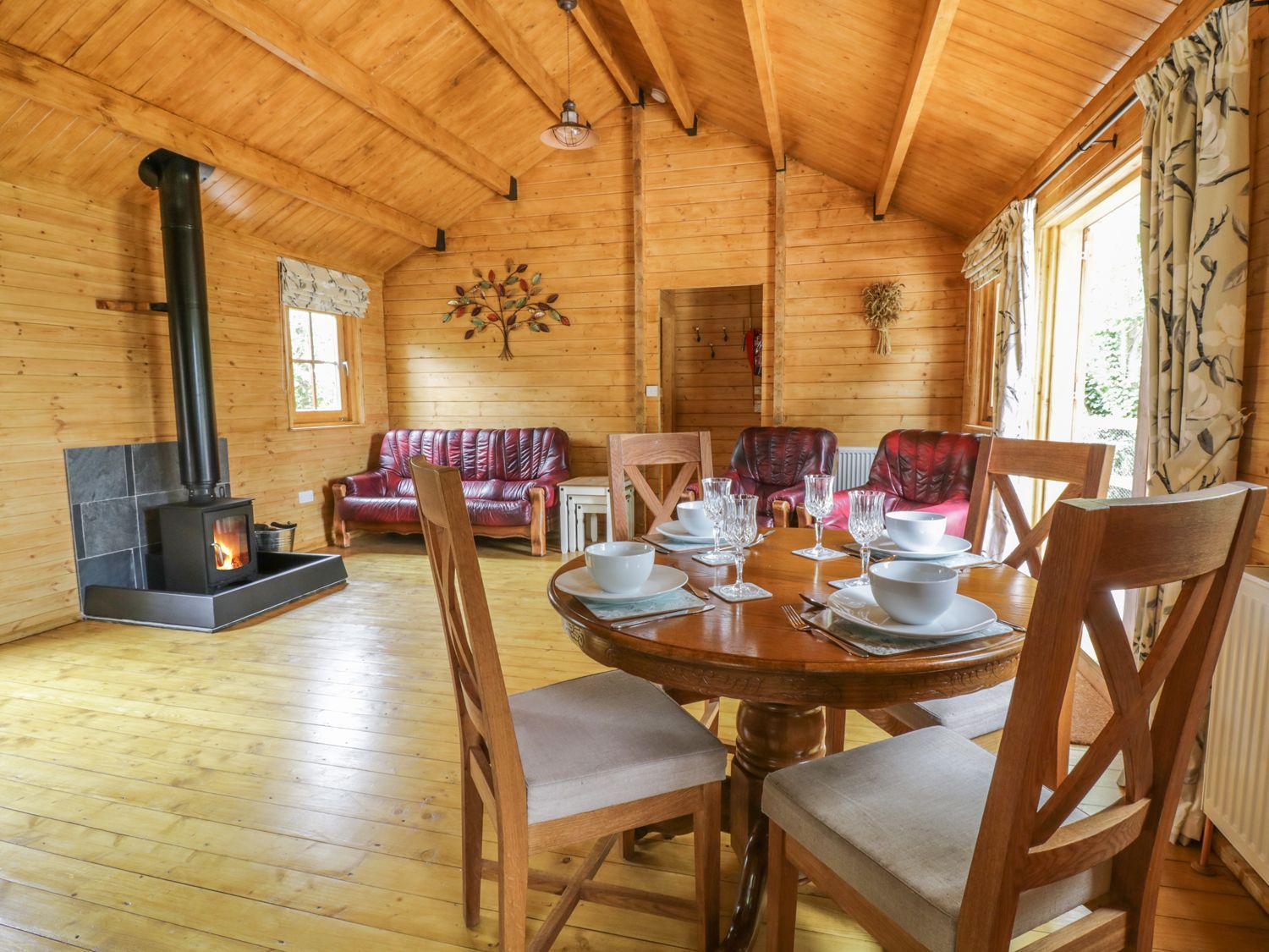 Acorn Lodge Suffolk Saxmundham, Suffolk Self Catering Holiday Lodges