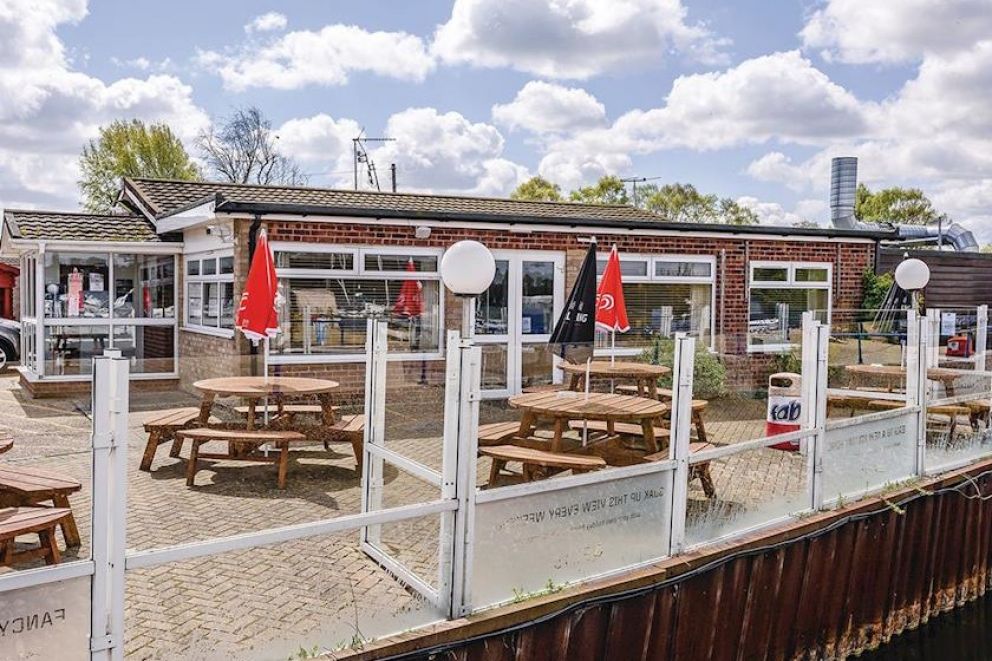 Broadlands Park and Marina Suffolk