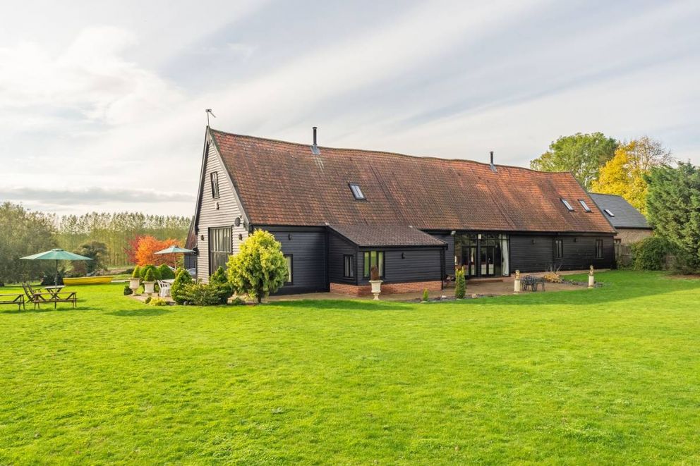 Doves Barn Suffolk
