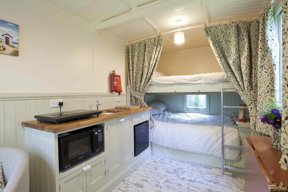 Honeysuckle Hut Norfolk