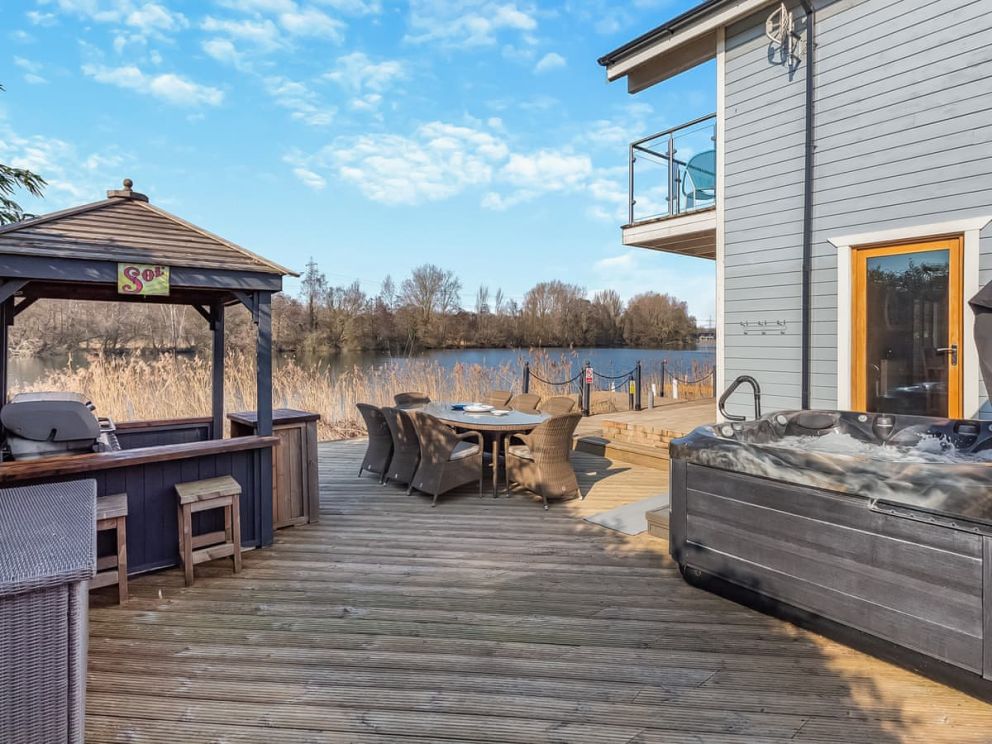 Malibu Lakehouse, Pentney Lakes, Norfolk