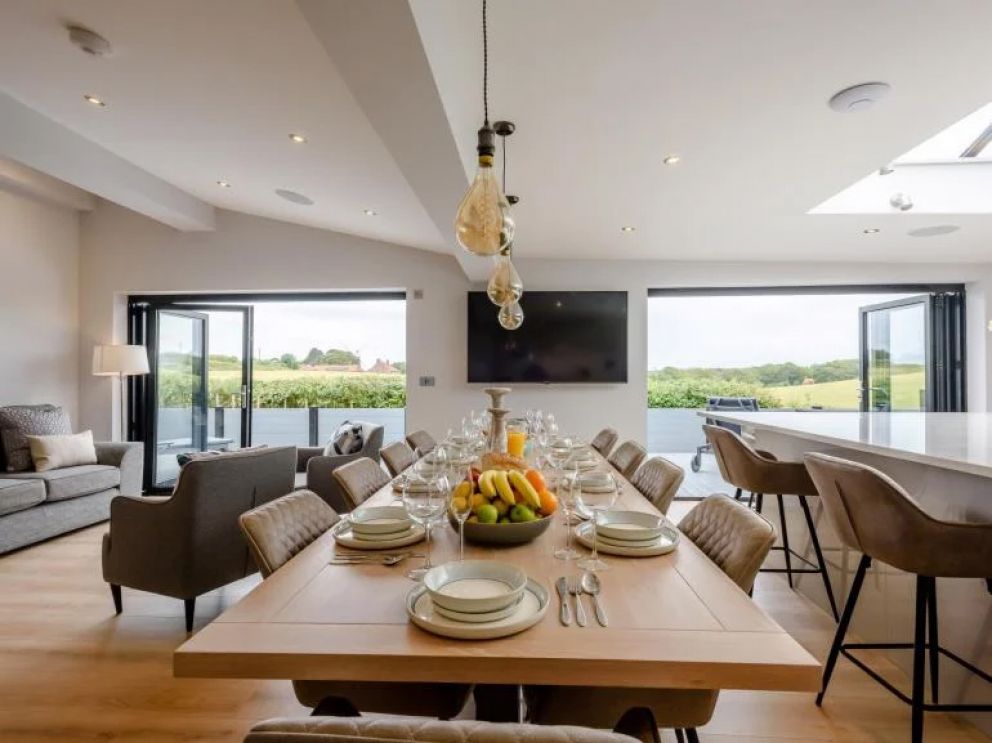 Mundesley Sea Glass Lodge in Mundesley - for rent with hot tub, close to the sea