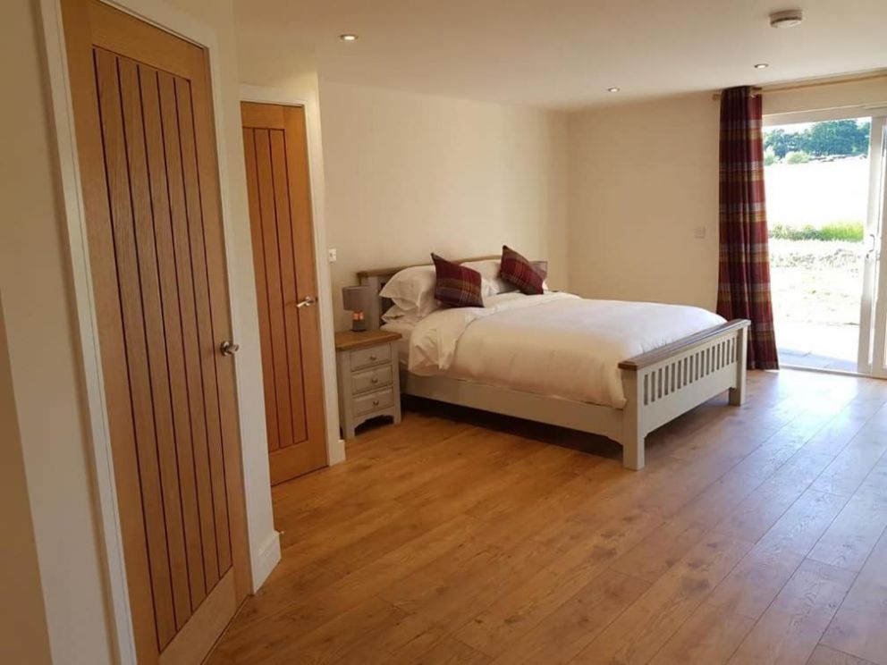 Plumptons Farm Holiday Lodges in Colchester - to rent in peaceful, country side location