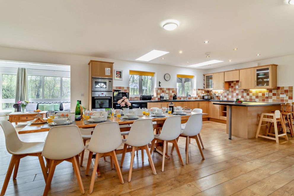 Waters Edge Lakeside Cabin at Pentney Lakes