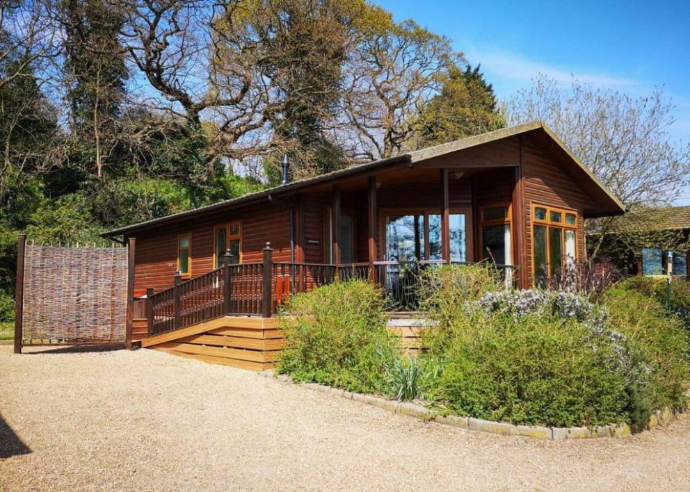 waveney river centre wheelchair friendly hot tub lodges in norfolk