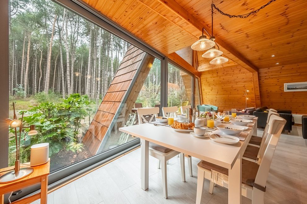 Woodpecker, Holt, Norfolk - pet friendly lodge for rent, close to beach