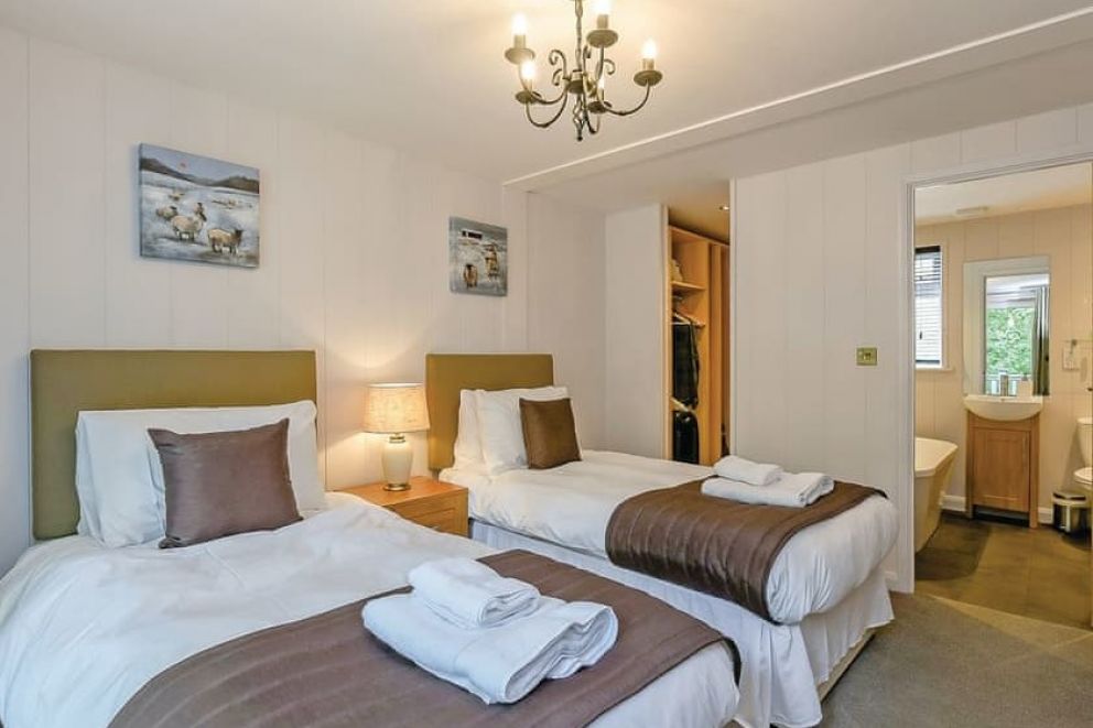 Woolverstone Marina Lodge Park Suffolk