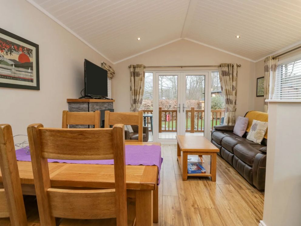 8 Woodlands, Crake Valley, Water Yeat, Coniston Water - pet friendly, holiday lodge in Cumbria
