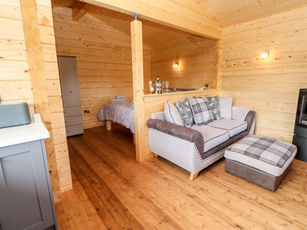 Alwent Lodges, Northumberland - lodges to rent with hot tubs