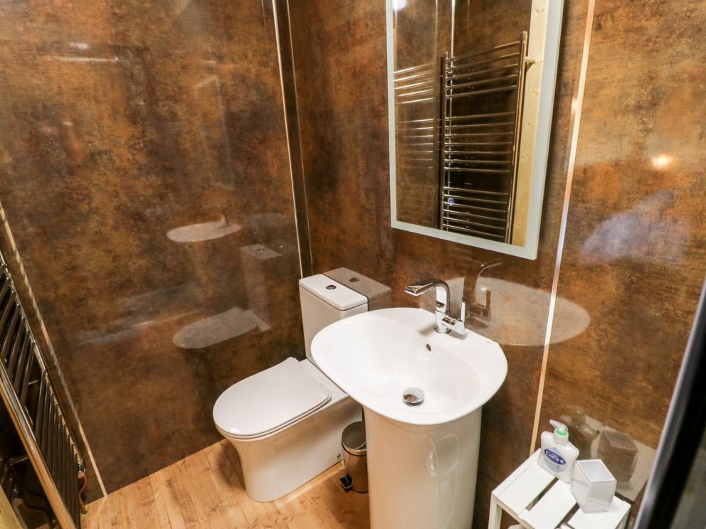 Alwent Lodges, Northumberland - lodges to rent with hot tubs